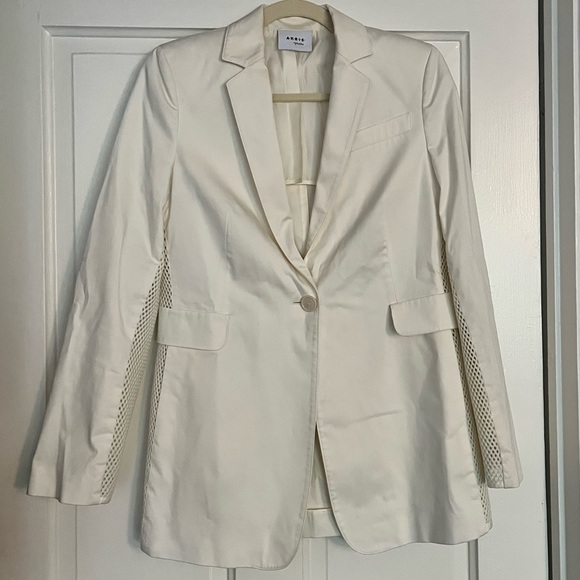 Stunning Akris Punto designer summer blazer with breathable hole detailing - Picture 1 of 5